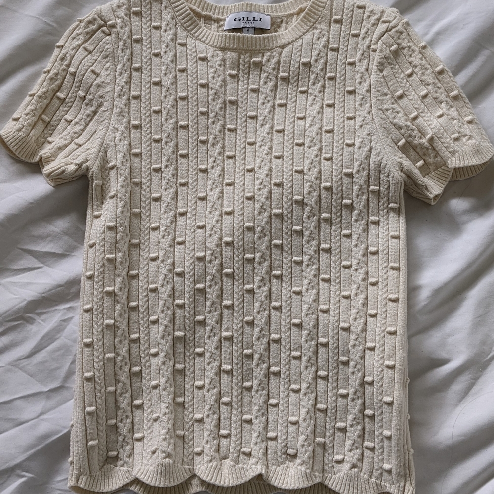 Gilli Knit Top (sold by ROOLEE) size Small